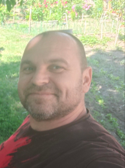 Gyuszi, 49 �ves t�rskeres� f�rfi, Hidasn�meti
