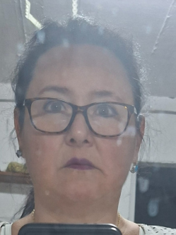Eva, 53 �ves t�rskeres� n�, V�cr�t�t