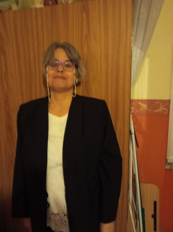 T�nde, 55 �ves t�rskeres� n�, T�pi�bicske