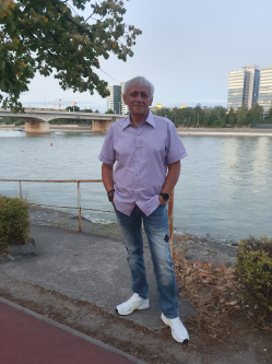 J�zsef, 61 �ves t�rskeres� f�rfi, Budapest