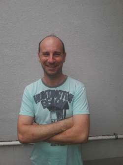 Joc�, 51 �ves t�rskeres� f�rfi, Budapest