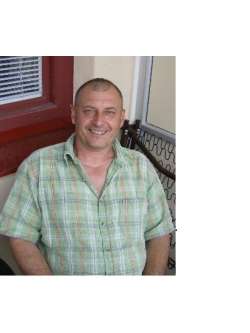B�la, 63 �ves t�rskeres� f�rfi, Lakitelek