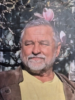 Lajos, 65 �ves t�rskeres� f�rfi, P�pa