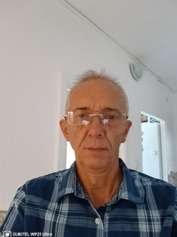 S�ndor, 57 �ves t�rskeres� f�rfi, Budapest