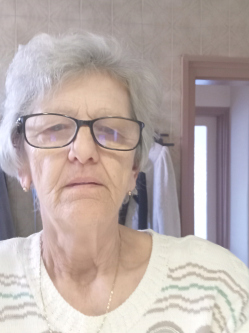 Ir�n, 70 �ves t�rskeres� n�, Hegyeshalom