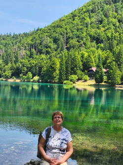 Katalin, 58 �ves budapesti t�rskeres� n�