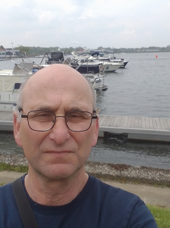 L�szl�, 58 �ves t�rskeres� f�rfi, Tiszak�cske
