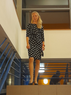 Bogi, 51 �ves t�rskeres� n�, Budapest