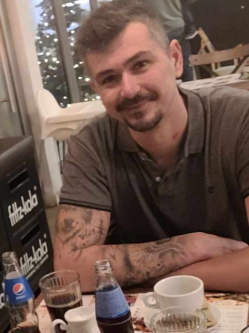 Zsolt, 36 �ves t�rskeres� f�rfi, Gyula