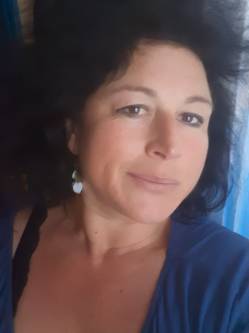 Orsi, 48 �ves esztergomi t�rskeres� n�