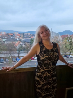 Krisztina, 58 �ves t�rskeres� n�, Szigetszentmikl�s