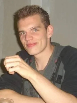 D�niel, 31 �ves t�rskeres� f�rfi, B�k�scsaba