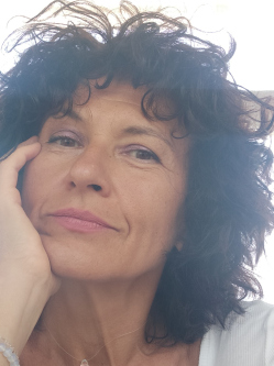 Melinda, 58 �ves t�rskeres� n�, P�cs