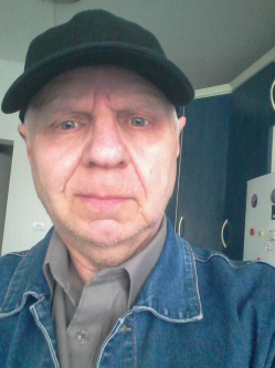 Istv�n, 64 �ves t�rskeres� f�rfi, Debrecen