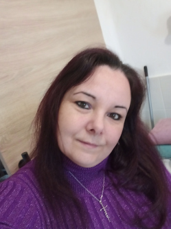 Linett, 44 �ves t�rskeres� n�, Miskolc