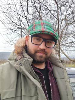 Viktor, 36 �ves t�rskeres� f�rfi, Baj