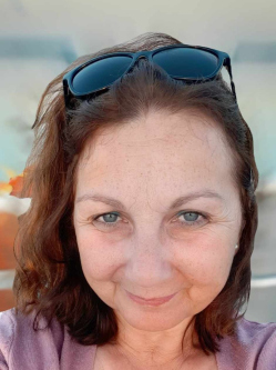 Ildi, 56 �ves t�rskeres� n�, K�szeg