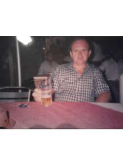 tibor, 65 �ves t�rskeres� f�rfi, Kiskunhalas