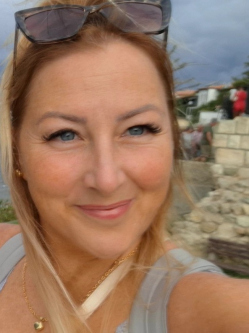 N�ri, 41 �ves t�rskeres� n�, Tapolca