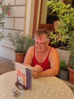 Erika, 57 �ves t�rskeres� n�, Gyula