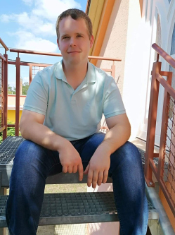 Csaba, 37 �ves t�rskeres� f�rfi, Szentes