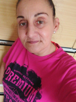 Ildik�, 50 �ves t�rskeres� n�, Celld�m�lk