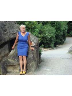 Kata, 71 �ves t�rskeres� n�, Hatvan