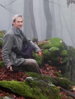 Tibor, 59 �ves mikep�rcsi t�rskeres� f�rfi