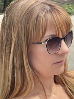 �gi, 44 �ves t�rskeres� n�, Eger