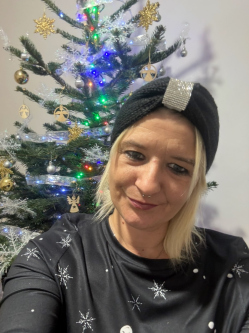 �gi, 39 �ves t�rskeres� n�, Isaszeg