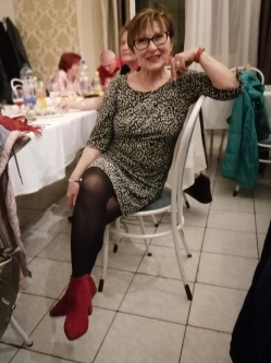 Marika, 73 �ves t�rskeres� n�, Ny�regyh�za