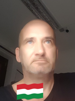 L�szl�, 50 �ves t�rskeres� f�rfi, Gyula