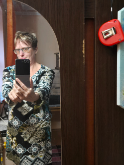 Erika, 48 �ves t�rskeres� n�, Kecsk�d
