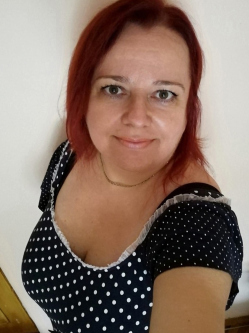 Szilvia, 49 �ves t�rskeres� n�, Tiszavasv�ri
