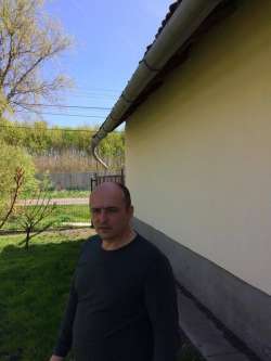 Zoli, 54 �ves t�rskeres� f�rfi, F�zesgyarmat