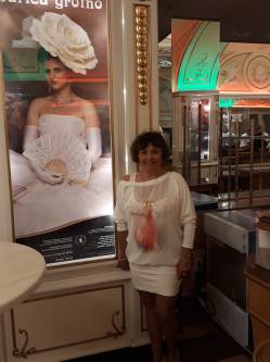�vi, 64 �ves t�rskeres� n�, Oroszl�ny