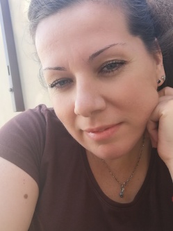 Niki, 37 �ves t�rskeres� n�, T�r�kszentmikl�s