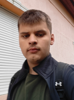 Attila, 19 �ves t�rskeres� f�rfi, Debrecen