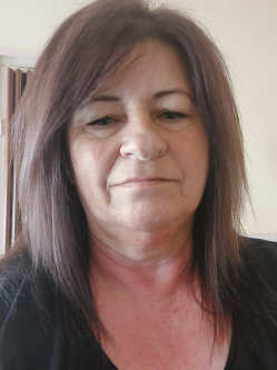 M�ria, 60 �ves s�tt�i t�rskeres� n�
