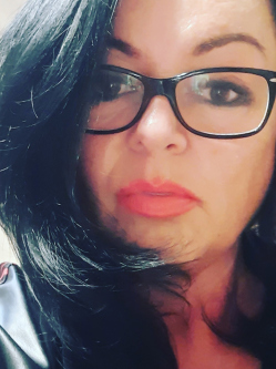 Be�ta, 55 �ves mogyor�di t�rskeres� n�