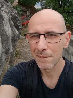 Zsolt, 37 �ves t�rskeres� f�rfi, Budapest