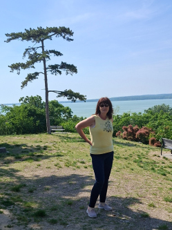 Anni, 55 �ves t�rskeres� n�, Budapest