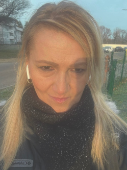 Aliz, 63 �ves t�rskeres� n�, Tirol