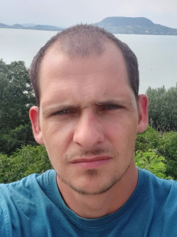 Peti, 36 éves társkereső férfi, Magyaratád