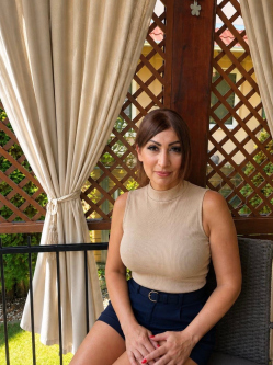 Zita, 48 �ves t�rskeres� n�, Dunakeszi