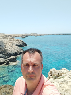 Tam�s, 47 �ves t�rskeres� f�rfi, Baja