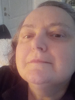 R�ka, 63 �ves t�rskeres� n�, Pilisv�r�sv�r