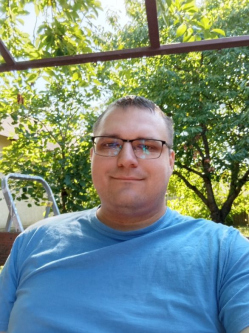 Zolt�n, 29 �ves t�rskeres� f�rfi, Karcag