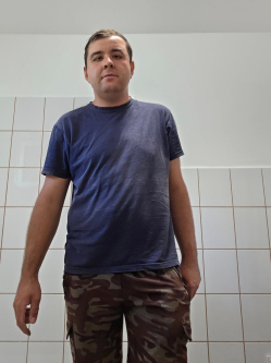 Lajos, 31 �ves t�rskeres� f�rfi, Tiszaf�red