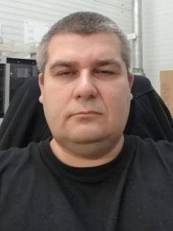 R�bert, 48 �ves t�rskeres� f�rfi, Hajd�szoboszl�